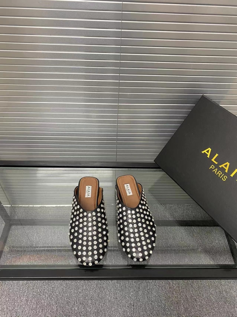 Alaia Flat Shoes